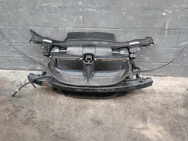 FACE AVANT BMW - Vue 1